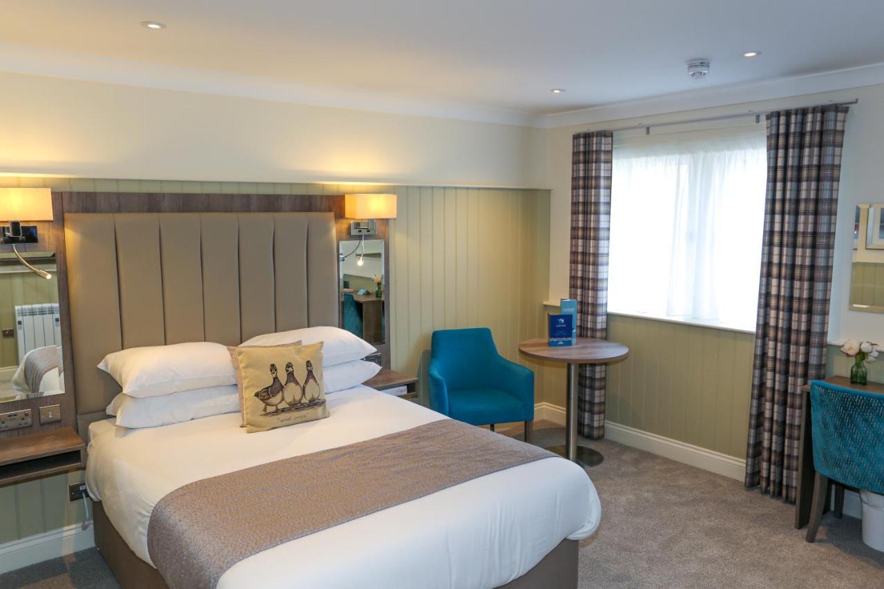 Duck Bay Hotel & Restaurant Balloch Buitenkant foto