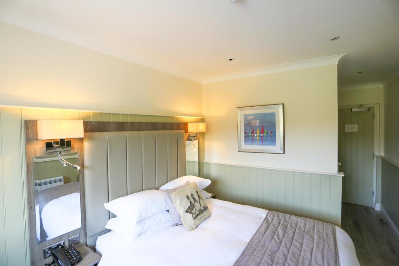 Duck Bay Hotel & Restaurant Balloch Buitenkant foto